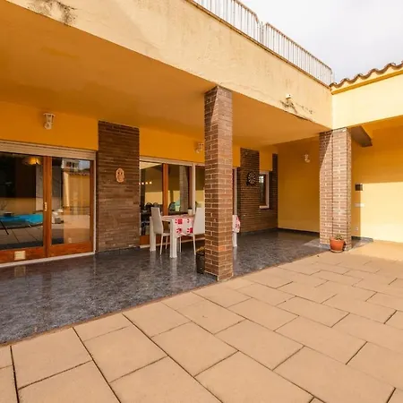 Vil·la Con Piscina Privada Y Total Intimidad Fontcoberta